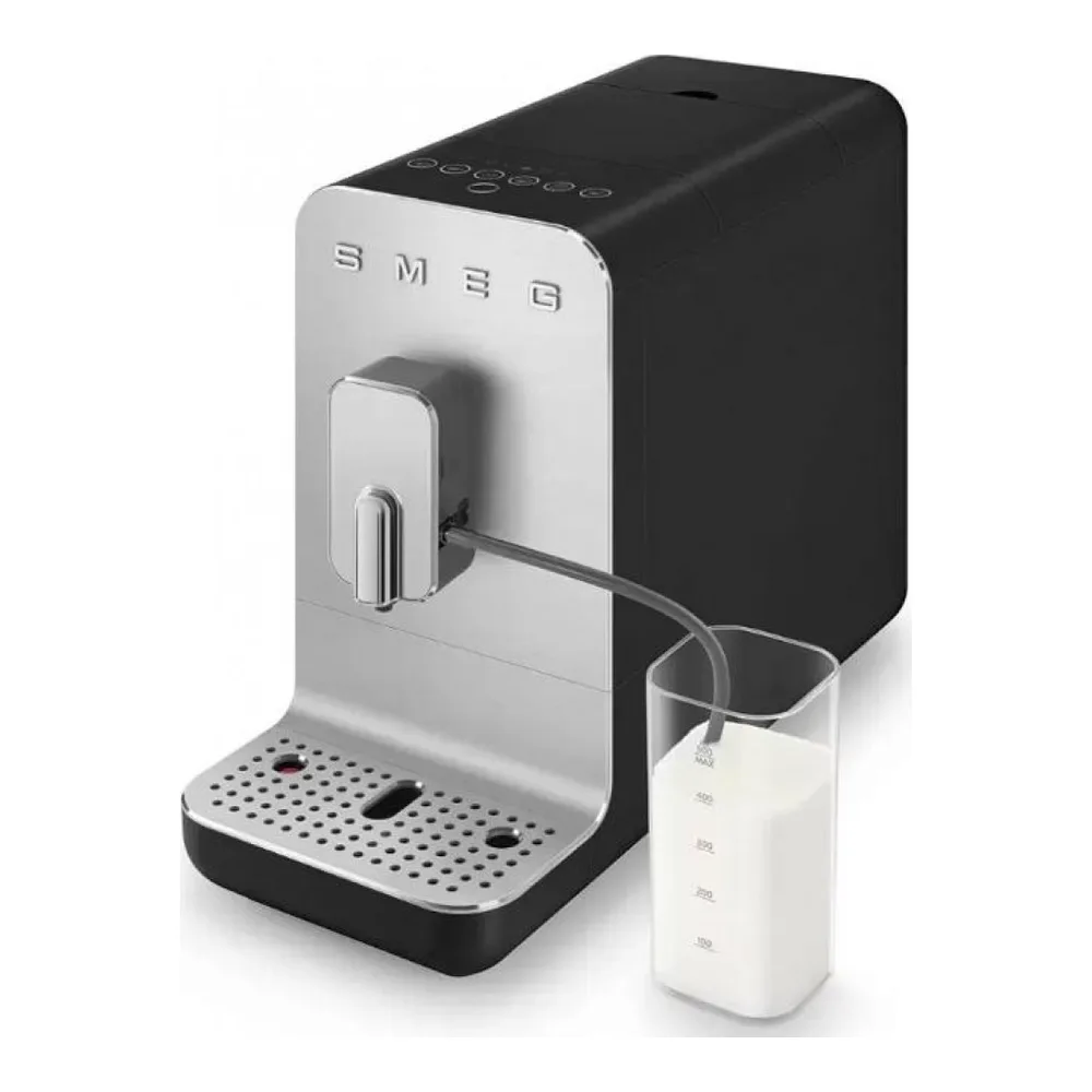 Кофемашина Smeg BCC13BLMEU